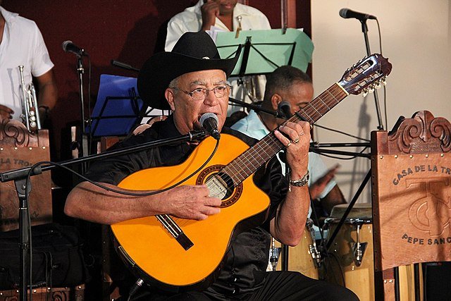 Eliades Ochoa